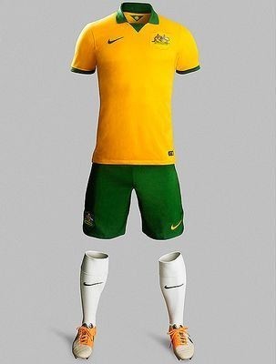 Детская форма Сборная Австралии 2016/2017 (комплект: футболка + шорты + гетры)