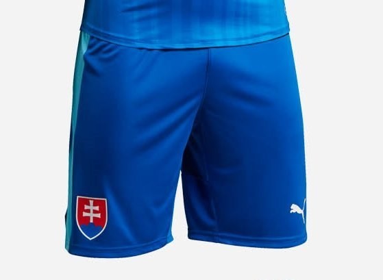 Шорты сборной Словакии по футболу 2016/2017