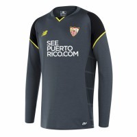 Детская форма голкипера футбольного клуба Севилья 2016/2017 (комплект: футболка + шорты + гетры)