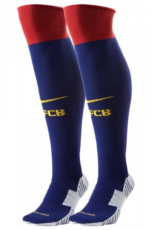 Форма игрока футбольного клуба Барселона Хавьер Маскерано (Javier Alejandro Mascherano) 2015/2016 (комплект: футболка + шорты + гетры)