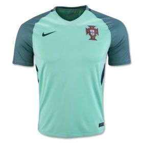 Футболка сборной Португалии по футболу 2017